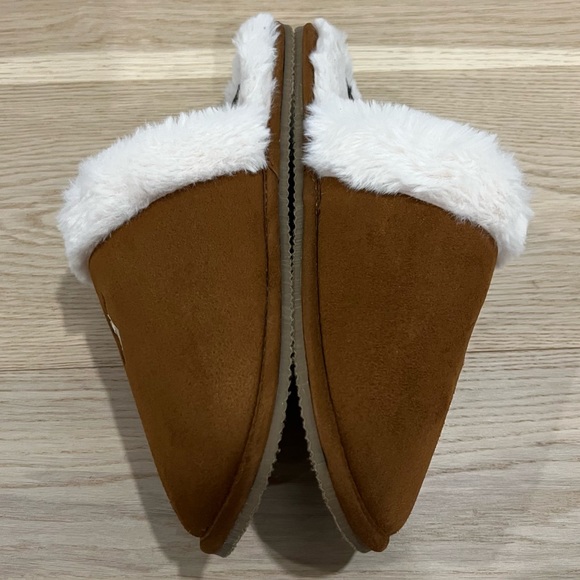 Polo Ralph Lauren Women’s Faux-Fur-Lined Scuff Slippers, Size 10 - Picture 3 of 7